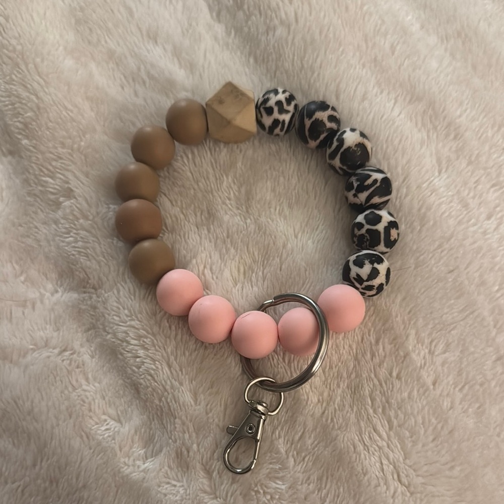 Pink and Leopard Beaded Keychain Bracelet